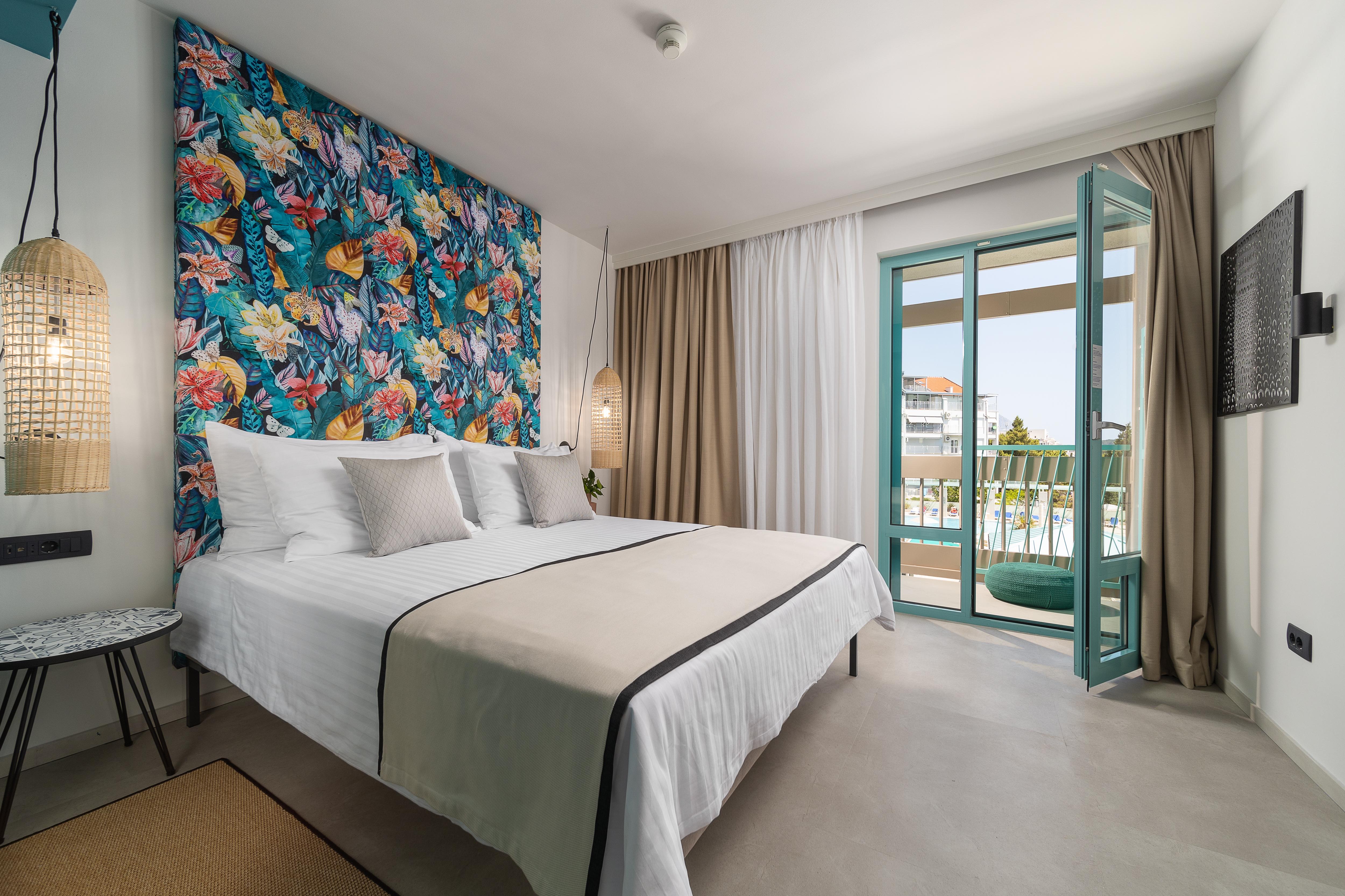 Places Dalmacija By Valamar Makarska Exterior photo